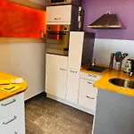 Cecilienhof - Apartment With Ac & Terrace Near Velden Centre וולדן אם וורתרסי