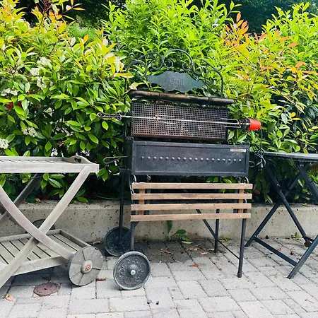 Cecilienhof - Apartment With Ac & Terrace Near Velden Centre Velden am Wörthersee