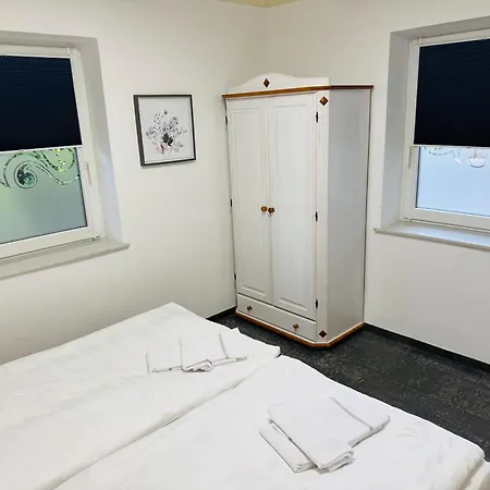 Cecilienhof - Apartment With Ac & Terrace Near Velden Centre Velden am Wörthersee